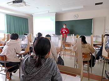 高校生向けグローバルキャンプ「福岡未来創造キャンプOn Your Mark!」写真