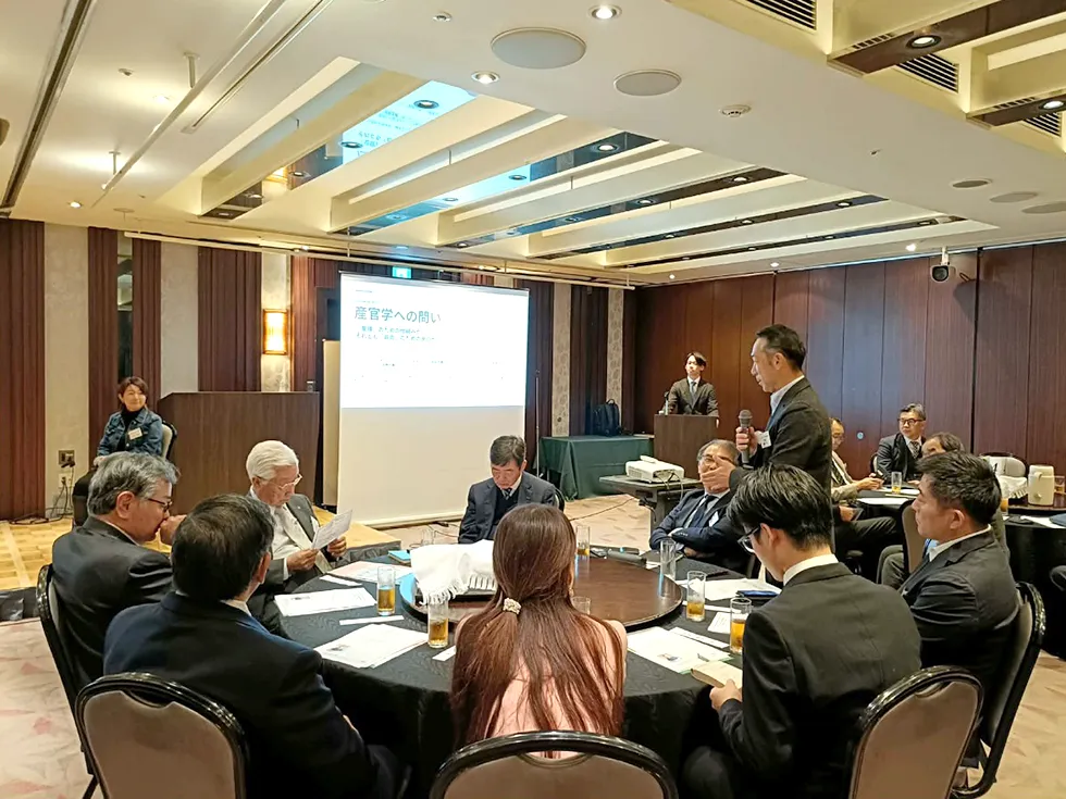 【開催報告/連合会・九州経済ファオーラム】「第15回 産学官交流会～産学官ダイアログ～」（3月2日開催）写真